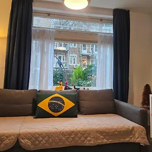 https://bos-en-lommer-apartments-erasmus-park-area.utrechthotels.net